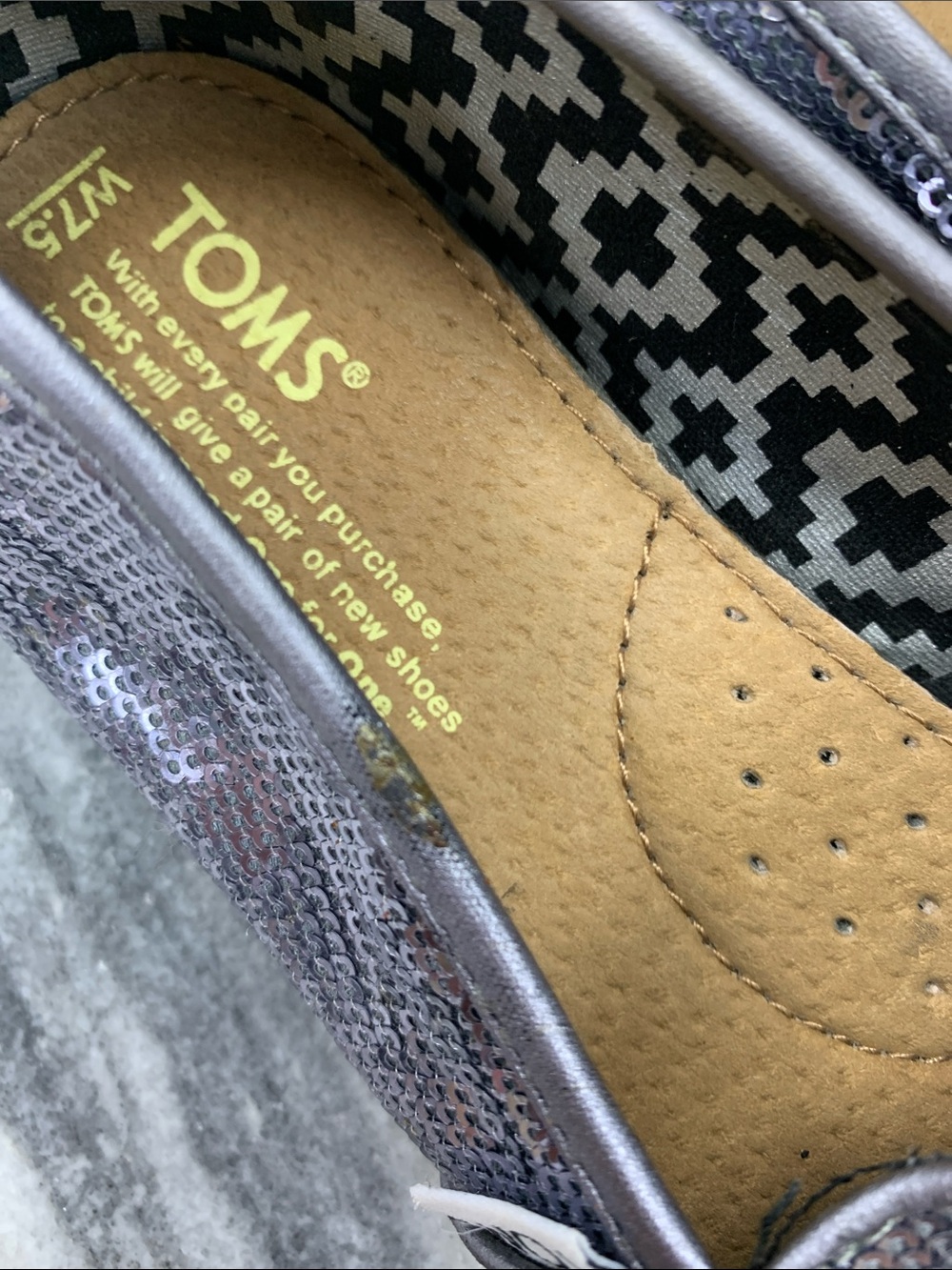 Lot of Toms Slip-On Trio — Chartreuse Green, Multi-Stripe, Silver Sequin 7.5 - Picture 6 of 7